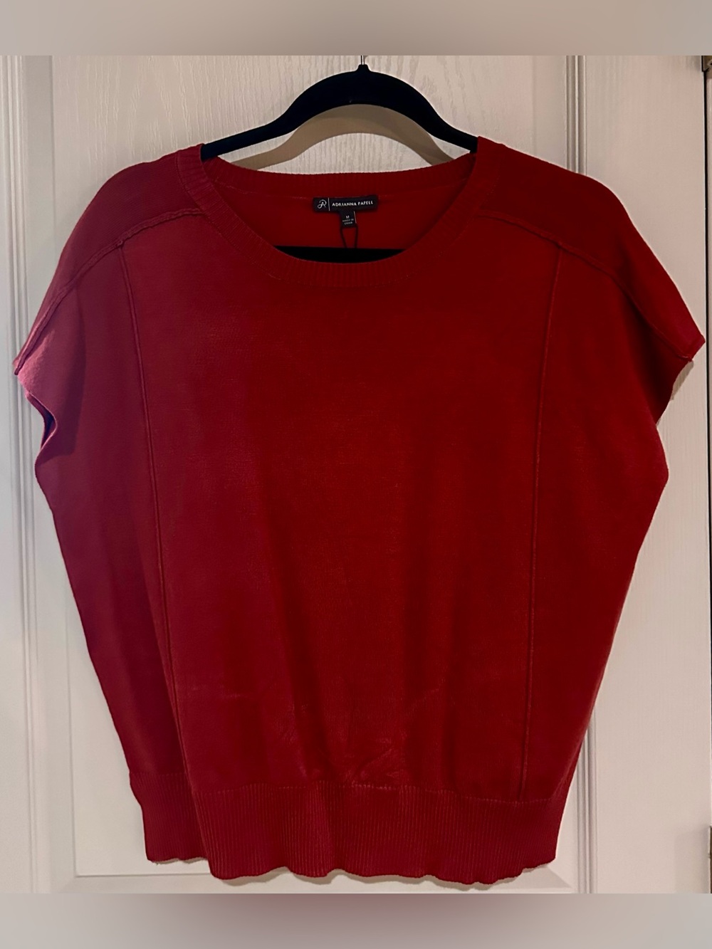 New, w/tags Adrianna Papell knit top